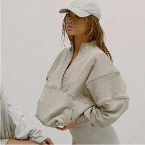 Joah Brown Retro Half Zip Tan Sweatshirt Size S/M